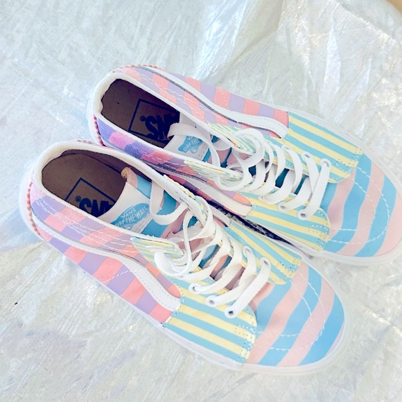 NEW VANS Unisex High Top Striped Pastel Colors W/8 or M/6.5 &  EUR 38.5 - Picture 5 of 11